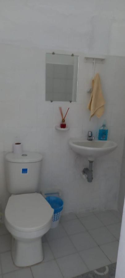 קאלי Helena Hostel מראה חיצוני תמונה