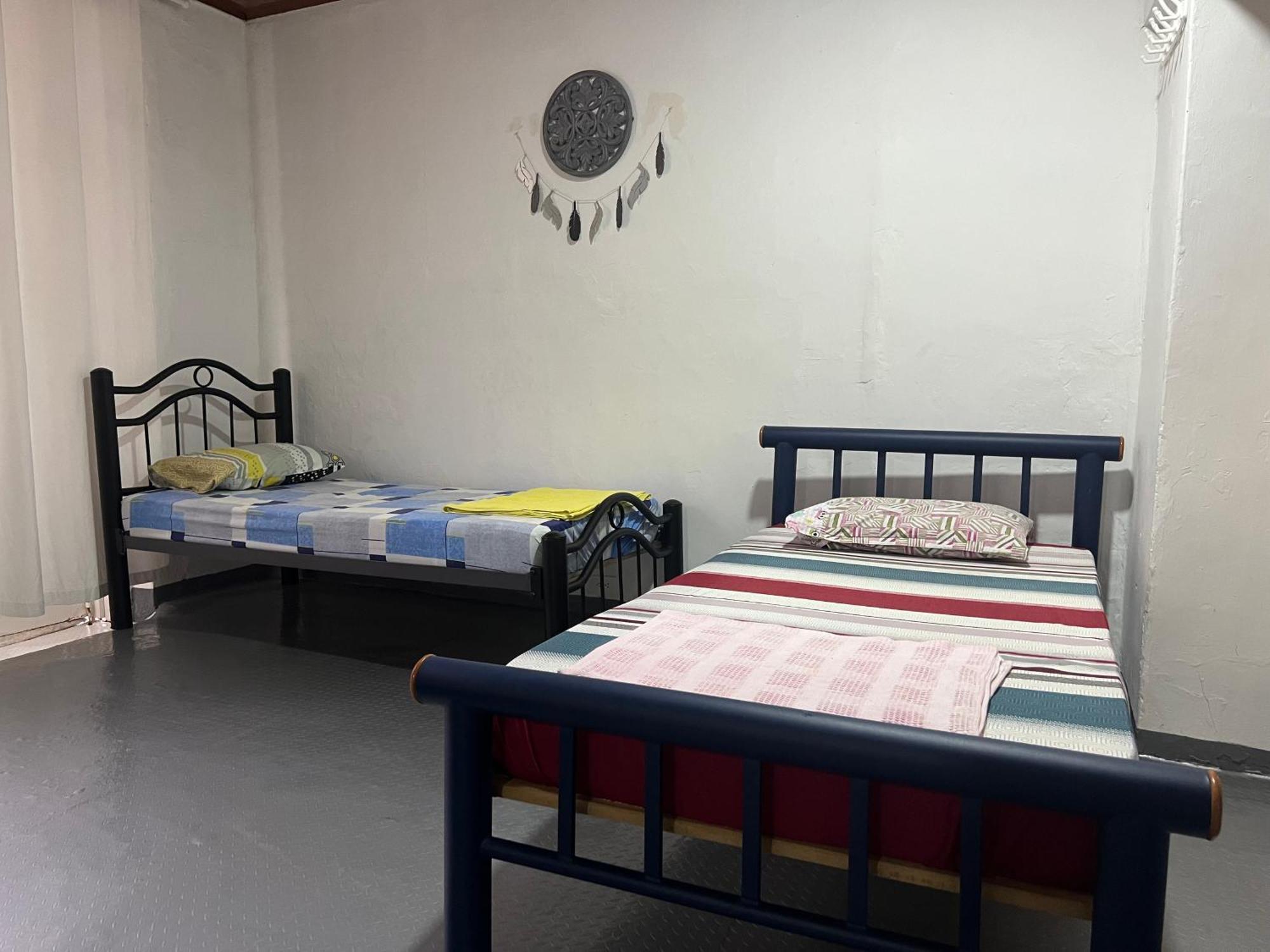 קאלי Helena Hostel מראה חיצוני תמונה